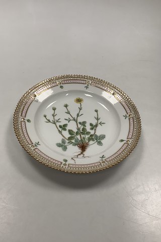 Royal Copenhagen Flora Danica Salad Plate No 20/3573