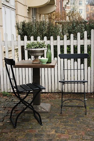 Old French balcony / garden chair in black painted iron with wooden slats...