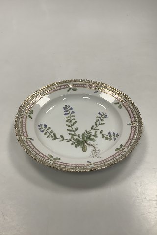 Royal Copenhagen Flora Danica Salad Plate No 20 / 3573