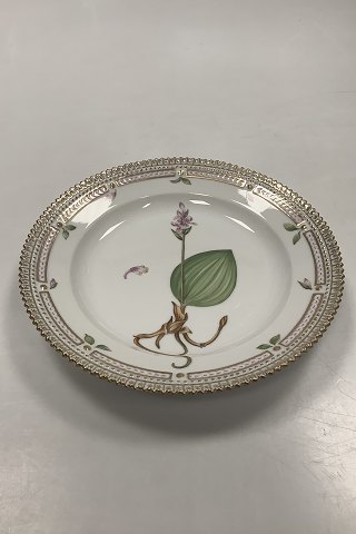 Royal Copenhagen Flora Danica Salad Plate No 20 / 3573