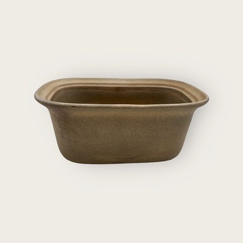 Royal Copenhagen
Ildpot
Elongated shape
*DKK 375