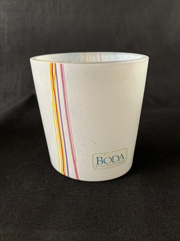 Kosta Boda Vase Rainbow serien
Høj 8,3 cm
Bred 5,3 cm
Lang 7,5 cm