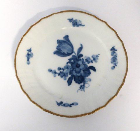 Königliches Kopenhagen. Blaue Blume, mit Gold. Mittagsteller. Modell 1632. 
Durchmesser 20 cm.  (1 Wahl)