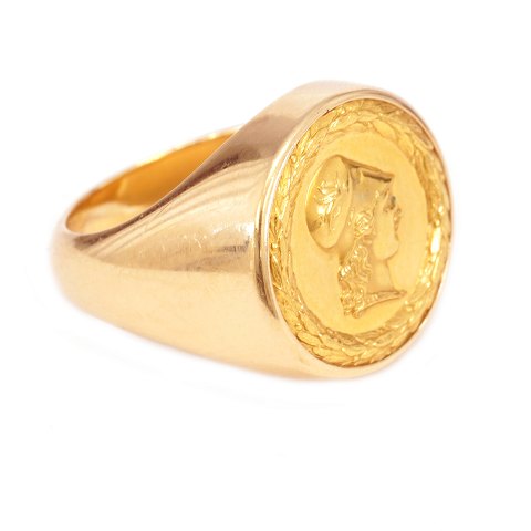 Georg Jensen 18 and 23kt Gold doctoral degree 
ring. Ringsize: 66-67. W: 23,7gr