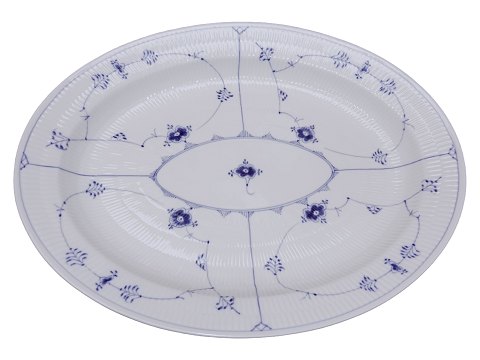 Blue Fluted Plain
Ekstra large platter 44.5 cm. #101