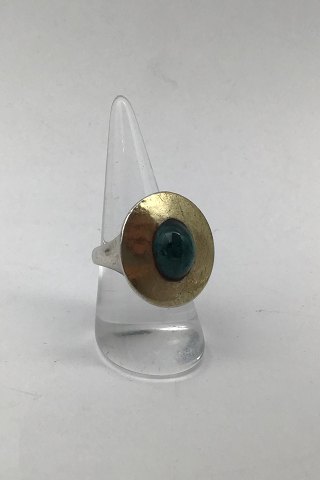 click to zoom