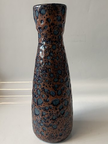 Retro Vase ceramic.
Height: 17.5 cm.