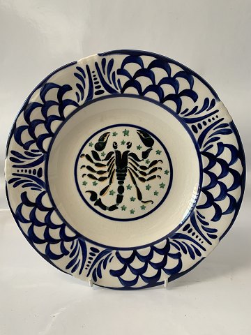 item no: 
613738