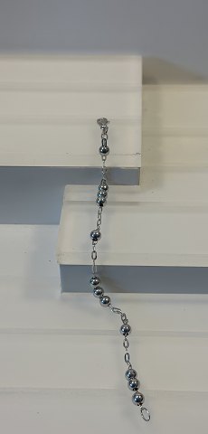click to zoom