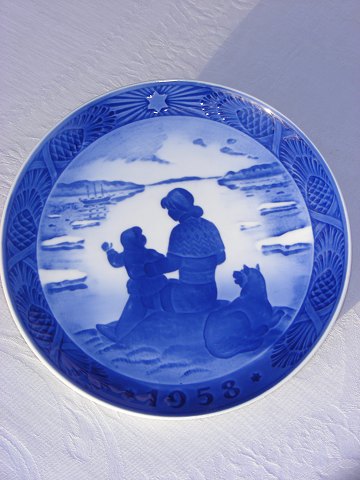 Royal Copenhagen porcelain Christmas plate 1958