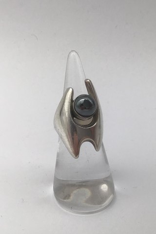 click to zoom