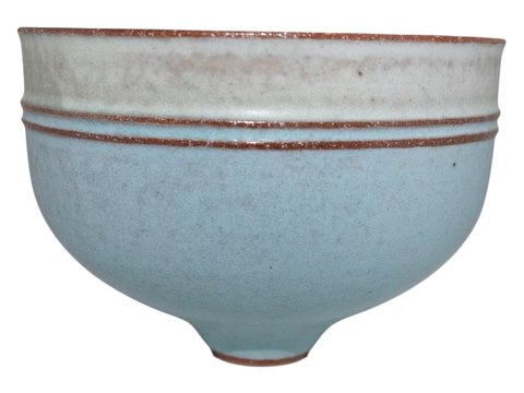 Inger Thing art pottery
Unique bowl