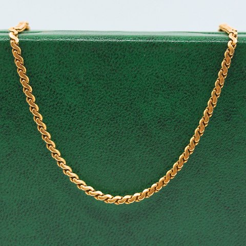 Necklace in 18k gold, L. 56 cm.