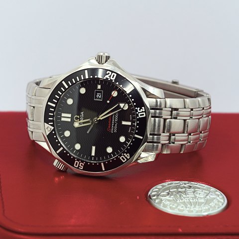 Omega; Seamaster Professional 300m/1000ft armbåndsur med stål rem