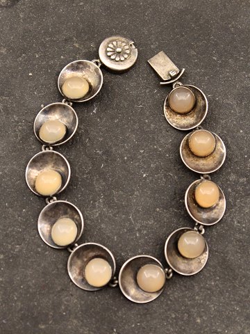 click to zoom