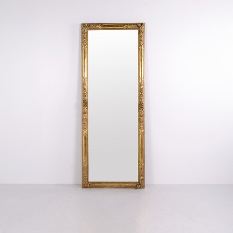 click to zoom