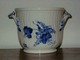 Royal Copenhagen Blue Flower Curved, wine cooler
Deck No. 10 / # 1703