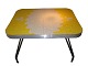 American dining 
table
Formica top 
and chrome legs
Height: 78 cm
Width: 90 cm
Length: 120 cm
