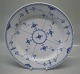 Royal 
Copenhagen Blue 
Fluted half 
lace 539-1 
Platter, round 
32.8 cm
Chip - see 
immage ...