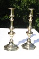 Brass 
candlesticks, 
height 30,5 cm 
From 18 - 
century. Height 
 30cm. Fine 
condition.