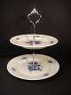 Royal 
Copenhagen Blue 
Flower braided 
centerpiece - 
cheese fad.kgl 
No 8093 - 8095