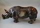 Bing & Grondahl 
Stoneware Dahl 
Jensen signed 
Rhino ca 30 cm. 
Rhinoceros 
Nashörner ...