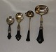 Danish Silver 
serving pieces 
with wood 
handles
1) 
Marmeladeske 
11,2 cm SOLD
2) 
Marmeladeske 
...