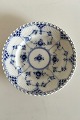 Royal 
Copenhagen Blue 
Fluted Full 
Lace Side Plate 
No. 1088. 
Measures 14.7 
cm (5 25/32").
