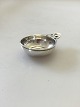 Georg Jensen 
Sterling Silver 
Salt Cellar No 
402 Measures 
5,5 cm (2 11/64 
in)