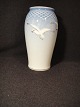 Seagull with 
gold.
 Vase B & G no 
201
 Bing & 
Grondahl.
 Height 14 cm
 1 sorting
