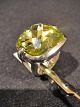 Call with large 
colored yellow 
crystal.
 Silver 
sterling 925.
 Ring Size: 54