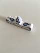 Royal 
Copenhagen Blue 
Fluted Plain 
Knife Rest No 
134. 8 cm x 3 
cm (3 5/32" x 1 
3/16") 
