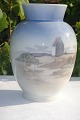 Royal 
Copenhagen Vase 
no. 4661. 
Height 17cm. 1. 
Quality, fine 
condition. The 
sand-engulfed 
...