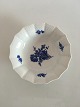Royal 
Copenhagen Blue 
Flower Braided 
Bowl No 8009. 
Measures 20cm 
and is in good 
condition.