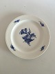 Royal 
Copenhagen Blue 
Flower Braided 
Large Serving 
Platter No 
8013. Measures 
36 cm (14 11/64 
in.)