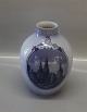 Royal 
Copenhagen RC 
Collectible 
Vase 
Rundskuedag 
1926 16.5 cm In 
mint and nice 
condition
