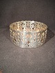 Wine hill.
 Silverplate.
 Diameter: 
10.8 cm, 
Height: 4.5 cm
 Beautiful and 
well 
maintained.
 ...