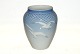 Bing & Grondahl 
Seagull without 
Gold Edge, Vase
Decoration 
number 202 or 
681
Diameter 10 
...