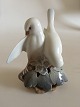 Royal 
Copenhagen 
Figurine 
Lovebirds No. 
402/056. 
Measures 14 cm 
/ 5.51 in. and 
is in good ...