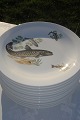 Porcelain by 
Rörstrand. Fish 
plat, diameter 
24.5cm. 9 5/8 
inches. Fine 
condition.
