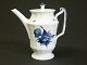 Royal 
Copenhagen - 
Blue Flower 
Angular
Coffee pot no 
8502
Height ca 24 
cm
Nice condition