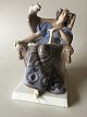 Royal 
Copenhagen 
Figurine Queen 
No 1494. 
Measures 25 cm. 
Designed by 
Christian 
Thomsen. Has a 
...