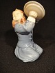 Figure. Girl 
with pot lids. 
Royal 
Copenhagen RC 
No. 3677 First 
Sorting. Price 
$: 140, -