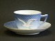 Bing & Grøndahl
Seagull 
dinnerware
Large coffee 
cup
No. 103
Height 6 cm / 
2,3 inches  ...