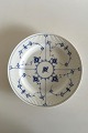 Royal 
Copenhagen Blue 
Fluted Plain 
Dinner Plate 
No. 175. 
Measures 26 cm 
/ 9 7/32 in.