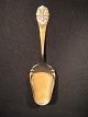 Fransk Lilje.
Stor sølv 
kagespade.
Længde: 24 cm
kontakt for 
pris SOLGT