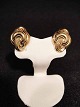 Earclip.
 Gold 8k
  Price $ 199, 
-