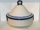 Blue Fan
Large soup tureen