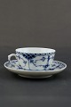 Here you are offered 4 sets of Royal Copenhagen blue fluted half lace, tea cup 
and saucer.
Number 1/713.