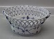 Royal 
Copenhagen Blue 
Fluted Full 
Lace 1050-1 
Fruit Basket 
with handles 8 
x 20 cm Painter 
# 53 ...